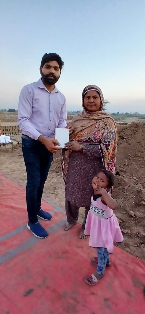 urdu bible distribution (13)